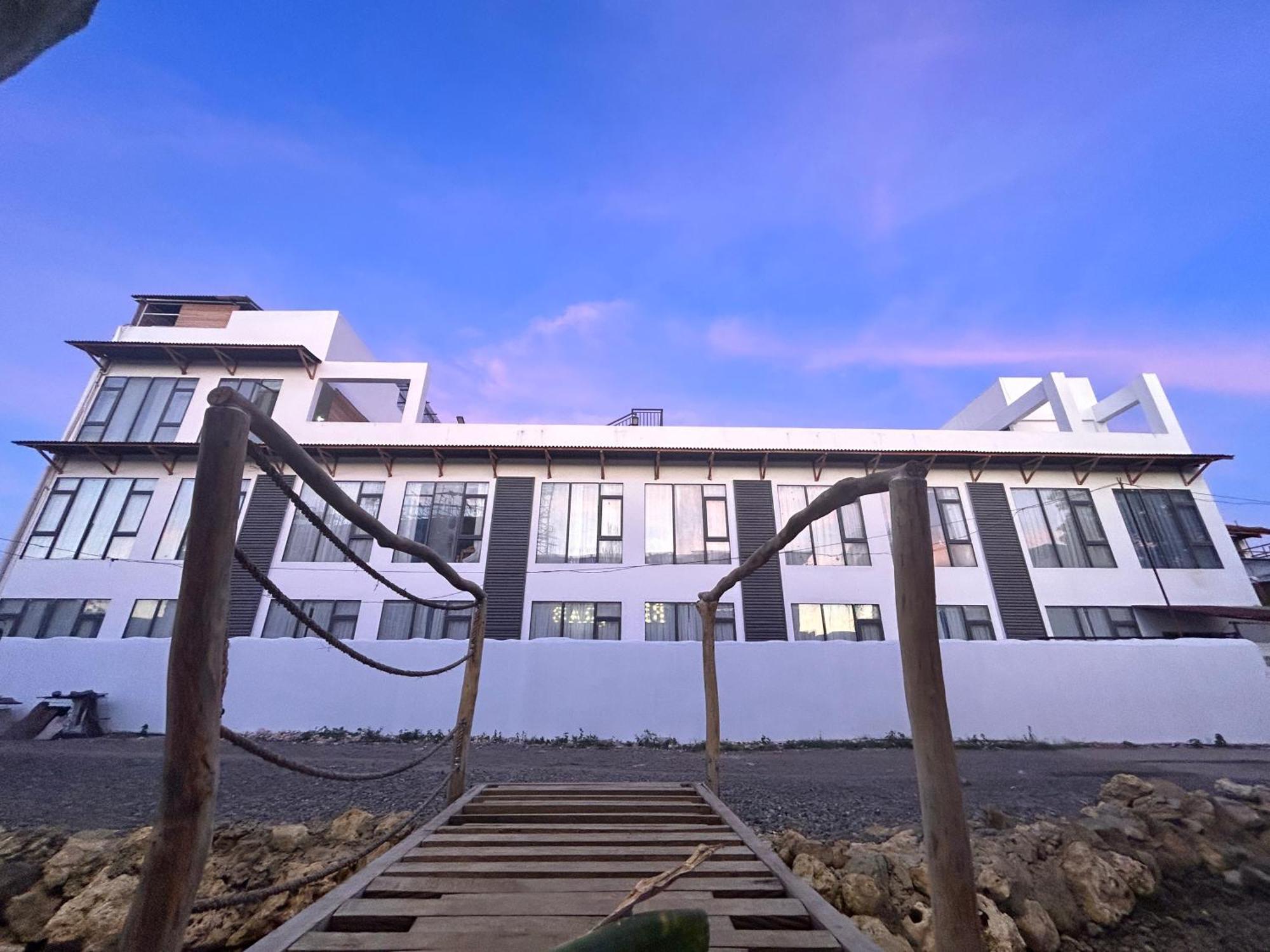 Fun Hotel Panglao Eksteriør bilde